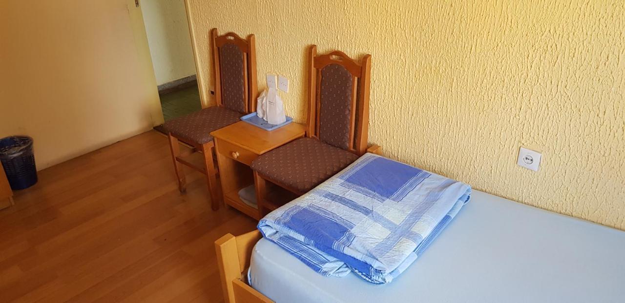 Hostel Av Palanka Exteriér fotografie